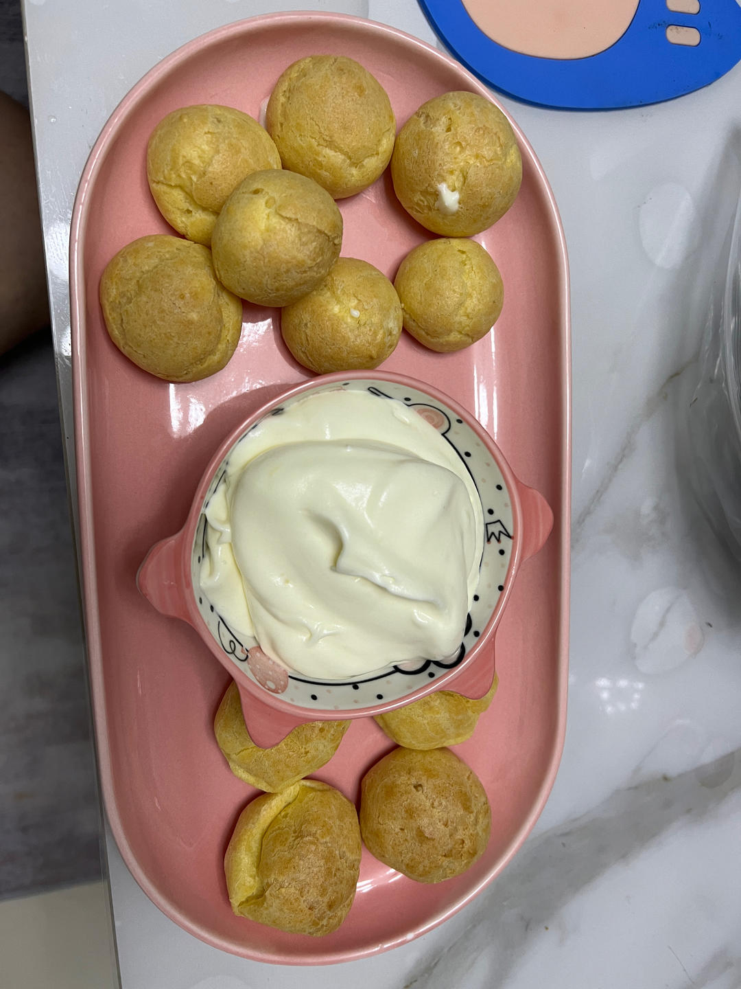 简单易成功的奶油小泡芙做法