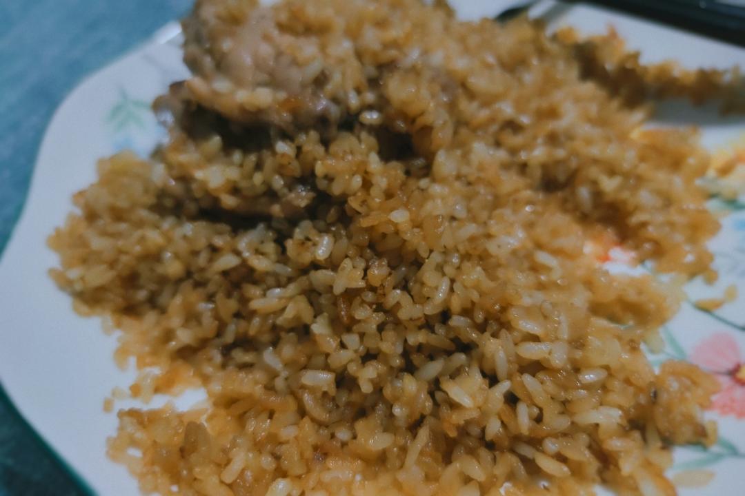 超级好吃的酱油火腿蛋炒饭！