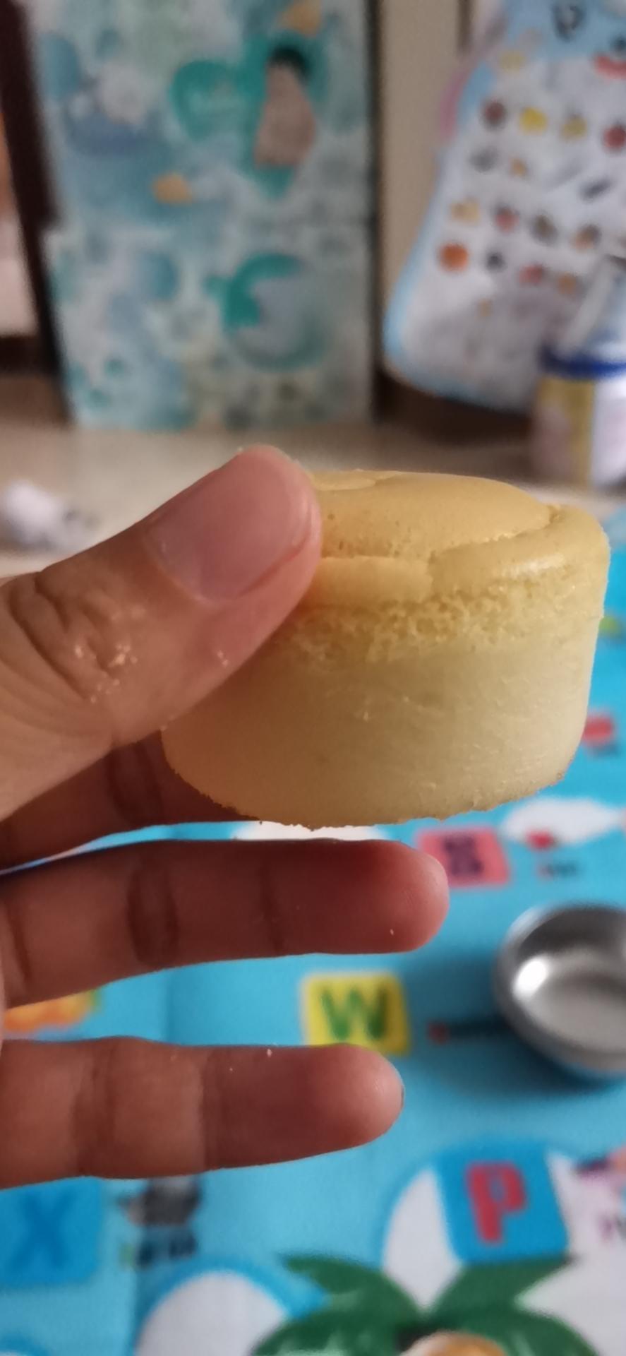 纸杯蛋糕不开裂（可做戚风蛋糕）