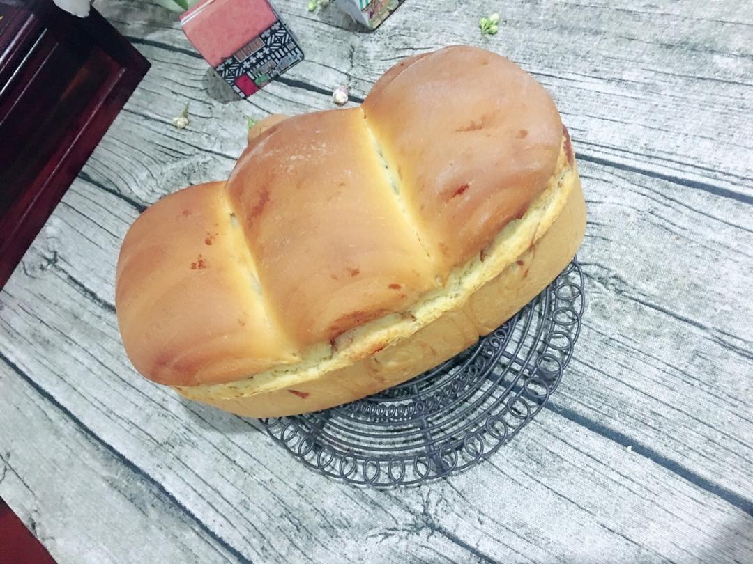 老面包土司！（普通面粉，植物油也可以做出好面包！小时候的味道。。。）