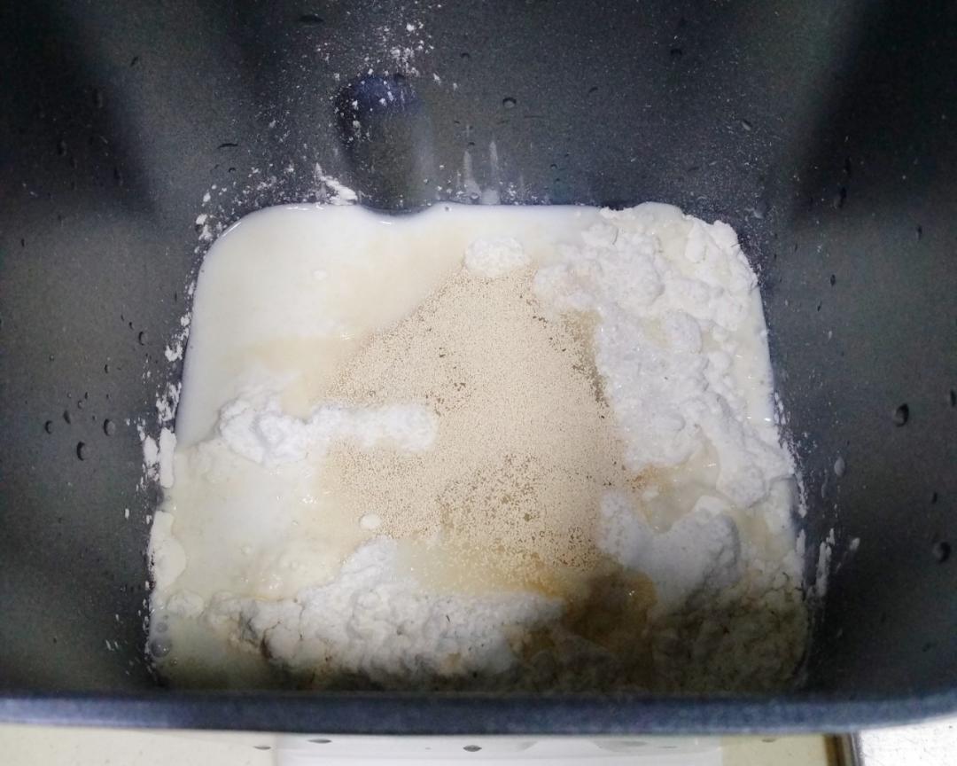 纯奶手撕吐司的做法 步骤1