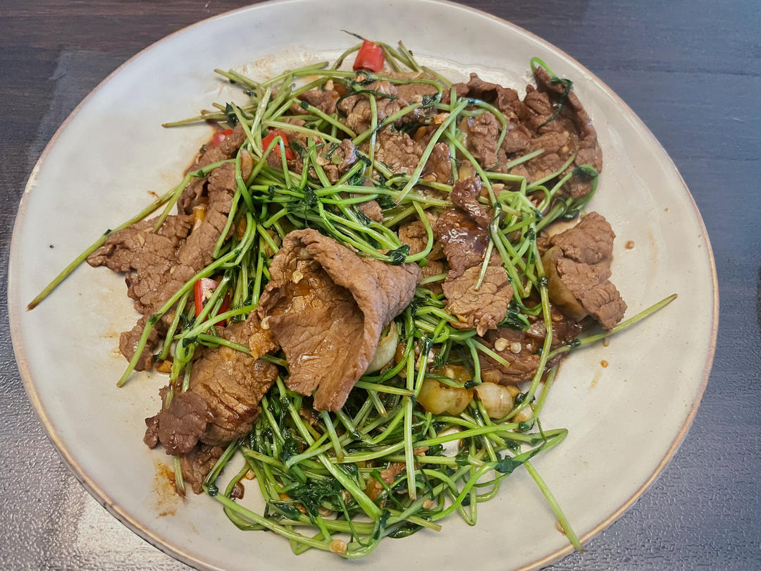 小炒黄牛肉