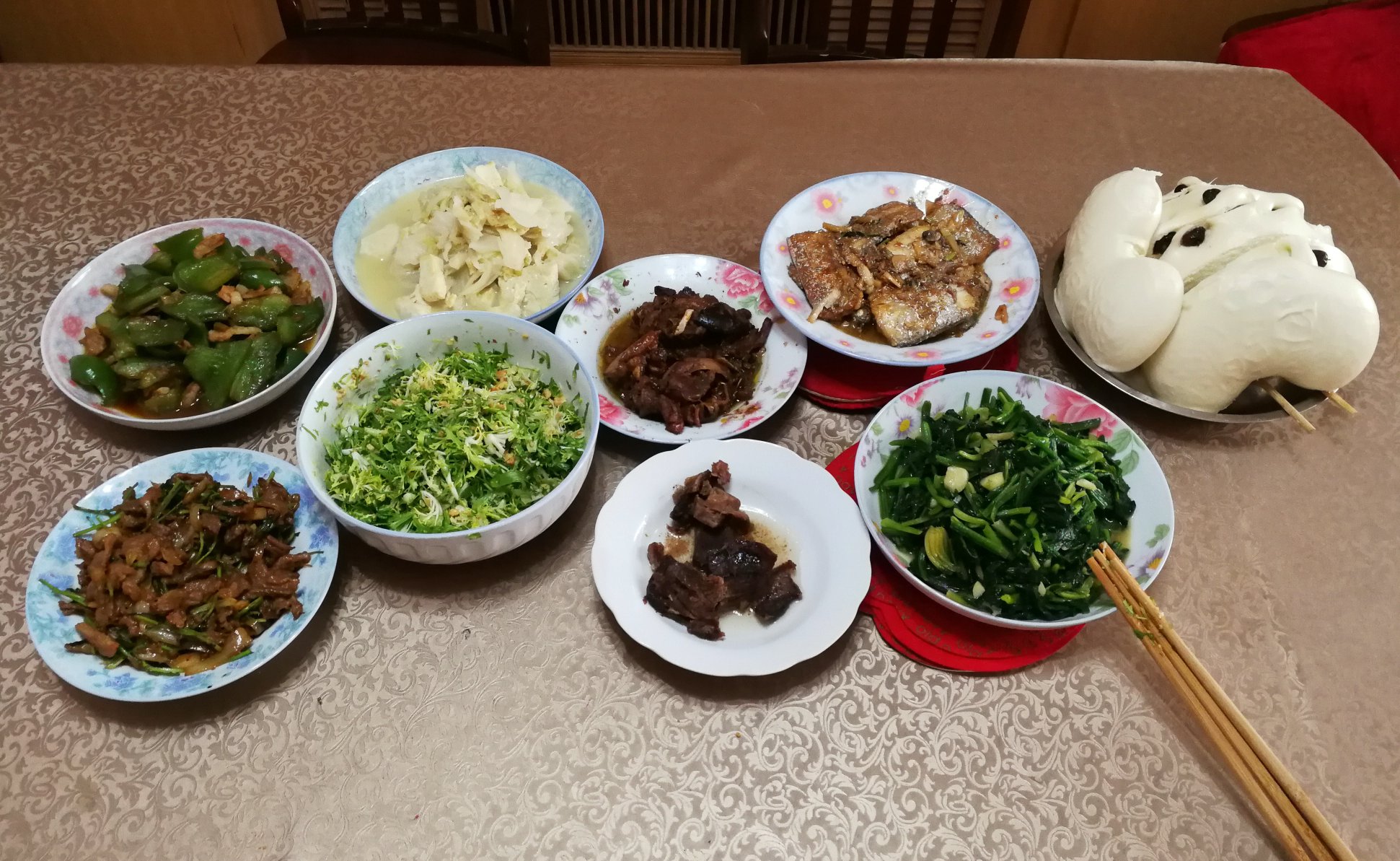 白菜豆腐炖猪肉粉条【老爸绝技】
