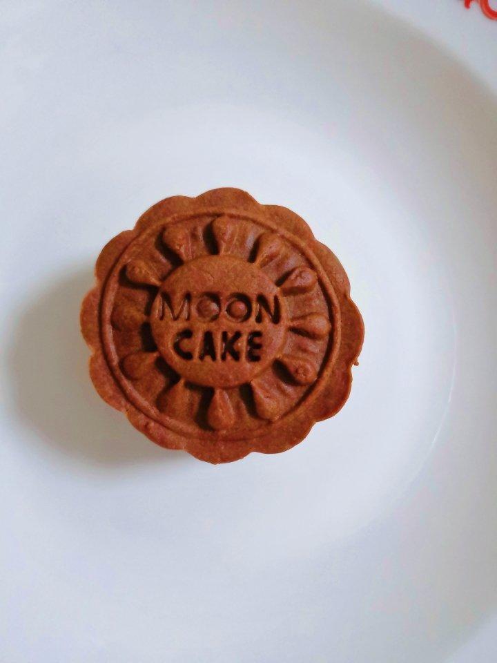 巧克力奶酪椰蓉拉丝月饼