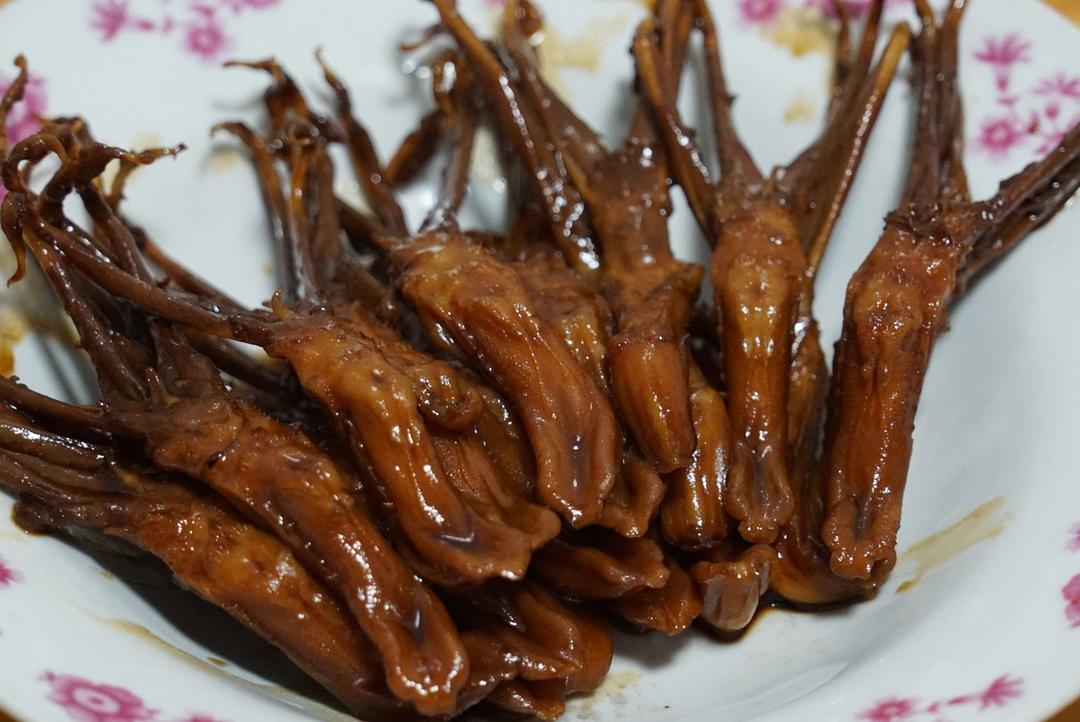 好吃的鸭舌头