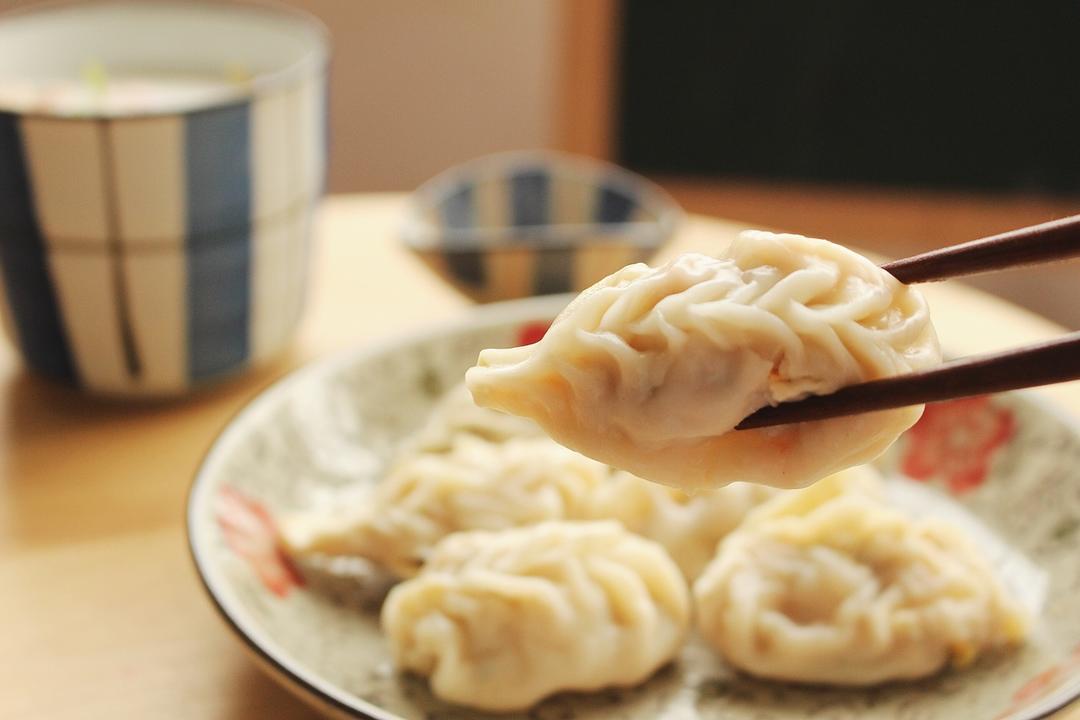 就知道吃