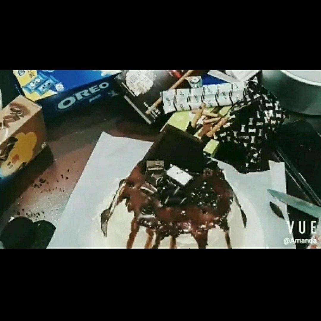 淋面蛋糕（不是最全面但尽可能做到最详细，图片不断更新，也加了很多不是淋面但很漂亮的款式供大家参考）