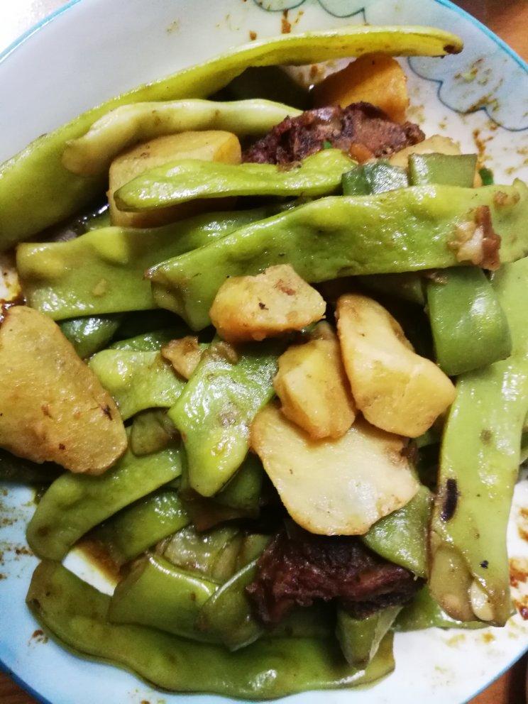 土豆炖豆角