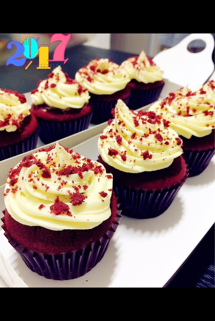 传统红丝绒杯子蛋糕（极软无泡打粉）Red velvet cupcake