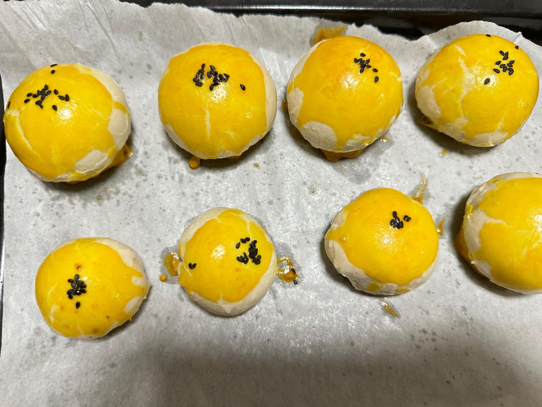 蛋黄酥