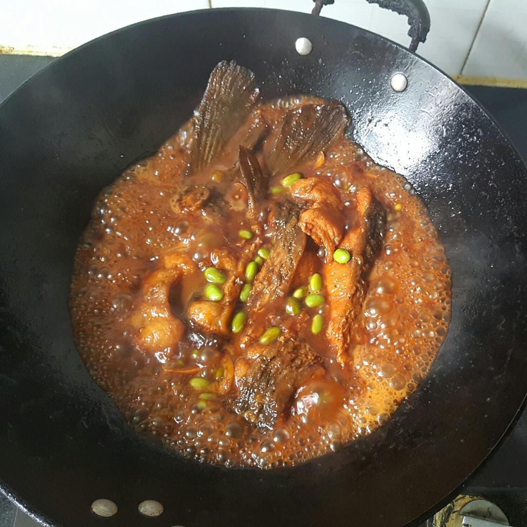 家常红烧鱼