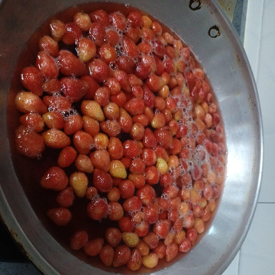 糖水草莓