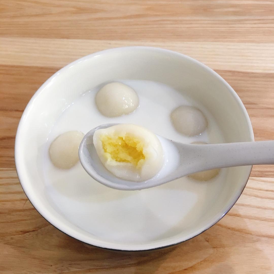 花生黑芝麻汤圆