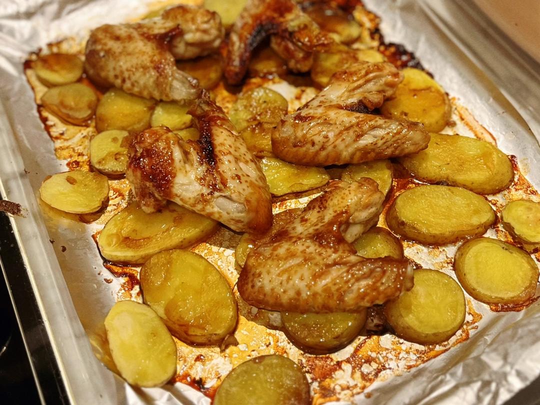 好吃到舔手指的蜜汁烤翅，完胜KFC鲜嫩多汁