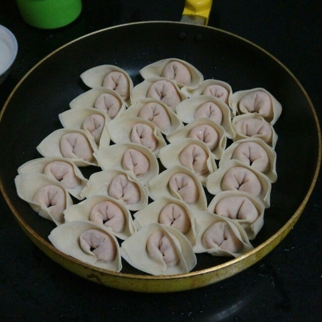 元宝馄饨的包法