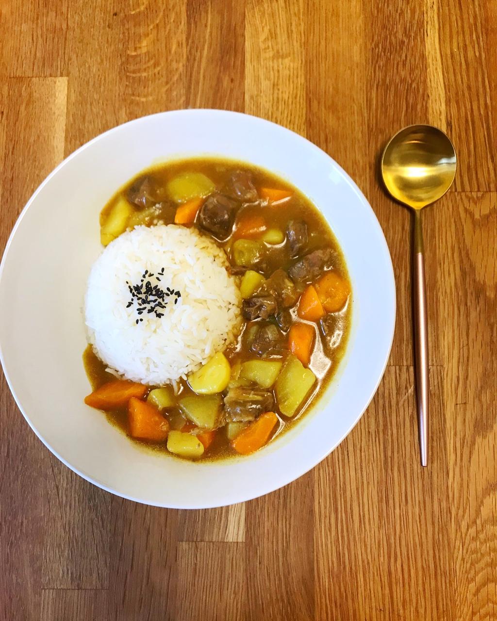 橄榄树瑶啊瑶做的日式牛肉咖喱饭