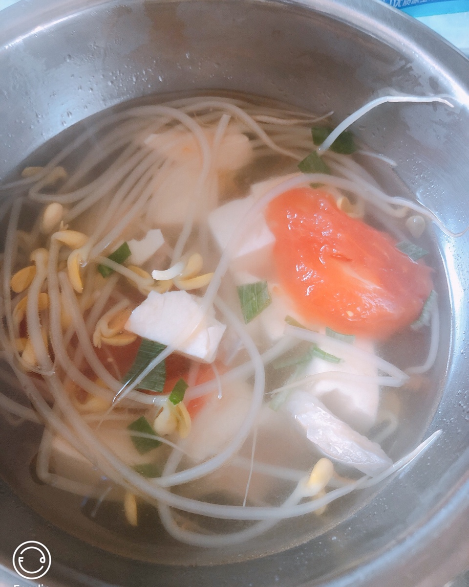 番茄豆芽豆腐汤