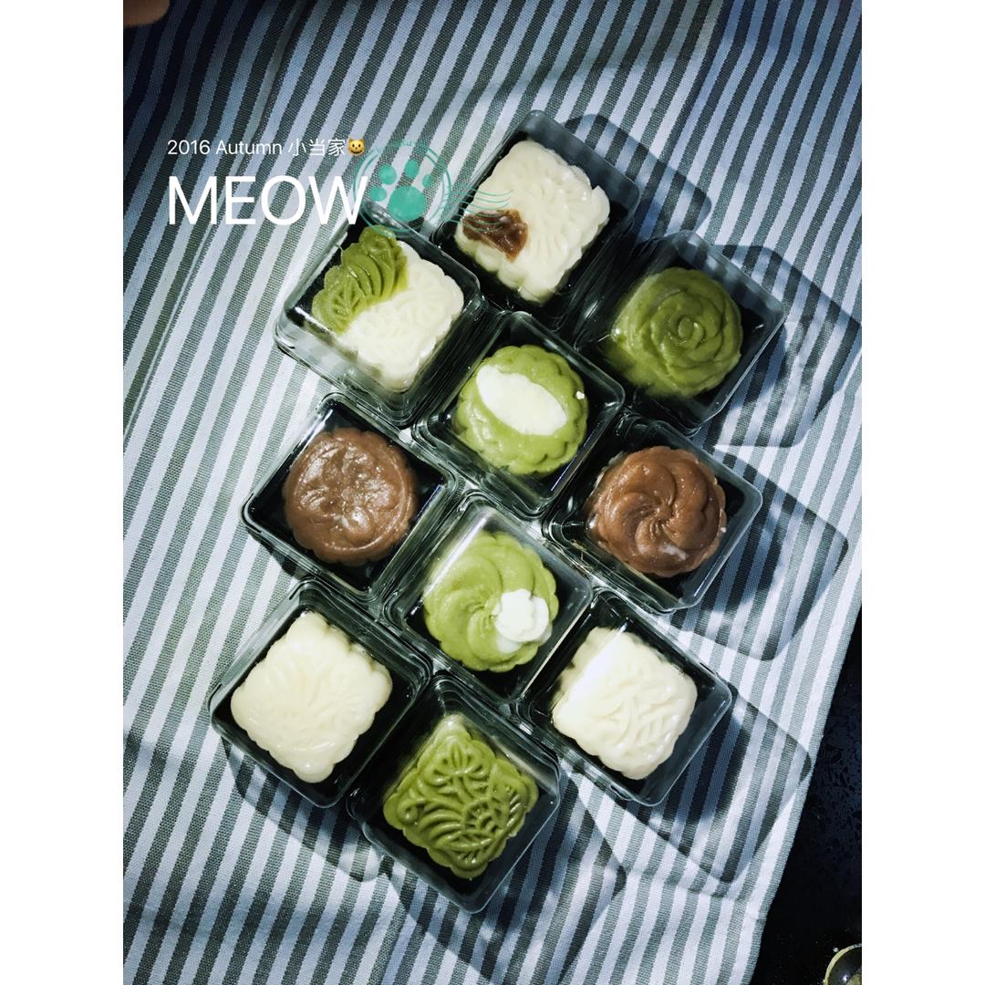 彩色冰皮月饼