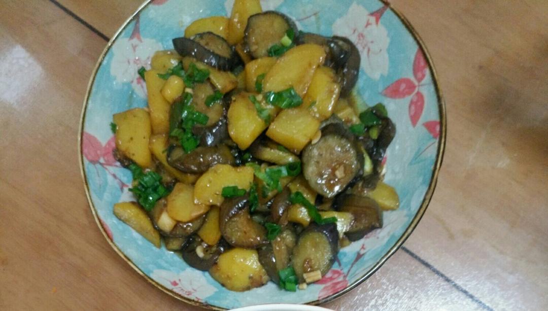 土豆烧茄子