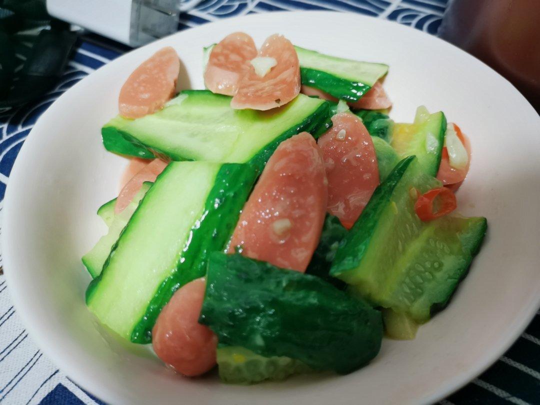 火腿肠炒黄瓜