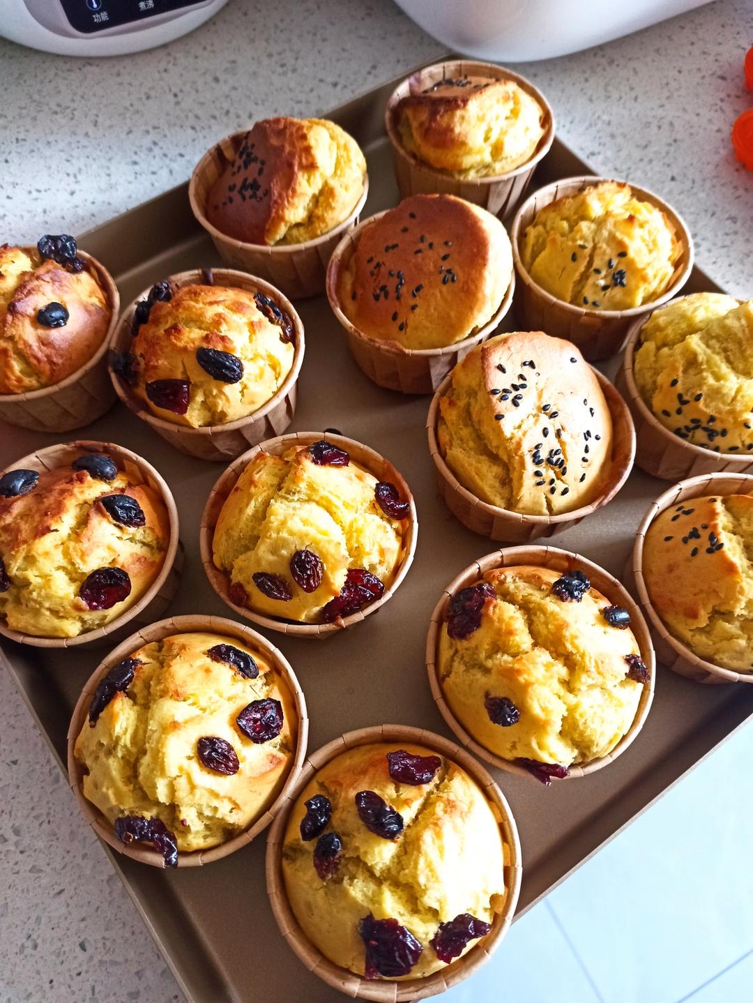 最最最简单                             最最最方便  最最最香浓的香蕉马芬蛋糕