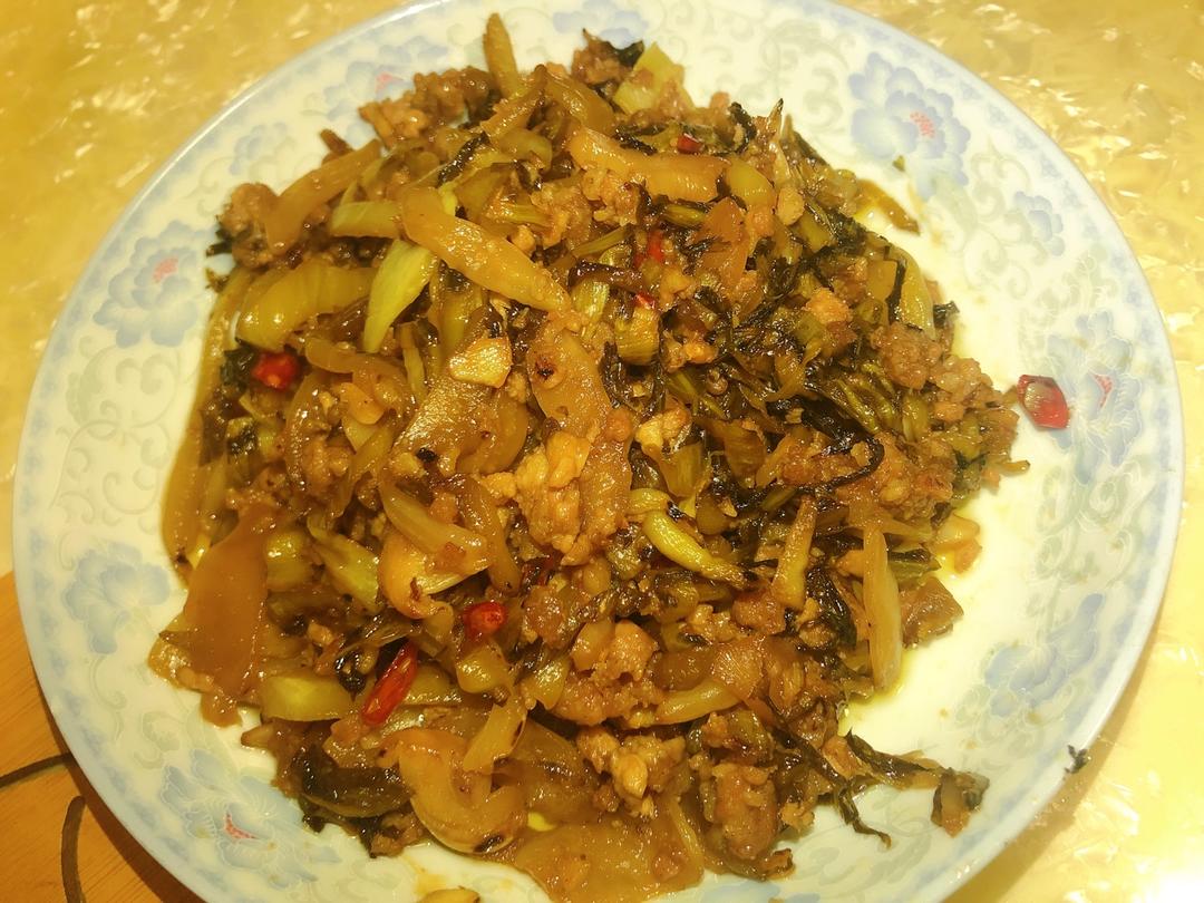 酸菜炒肉