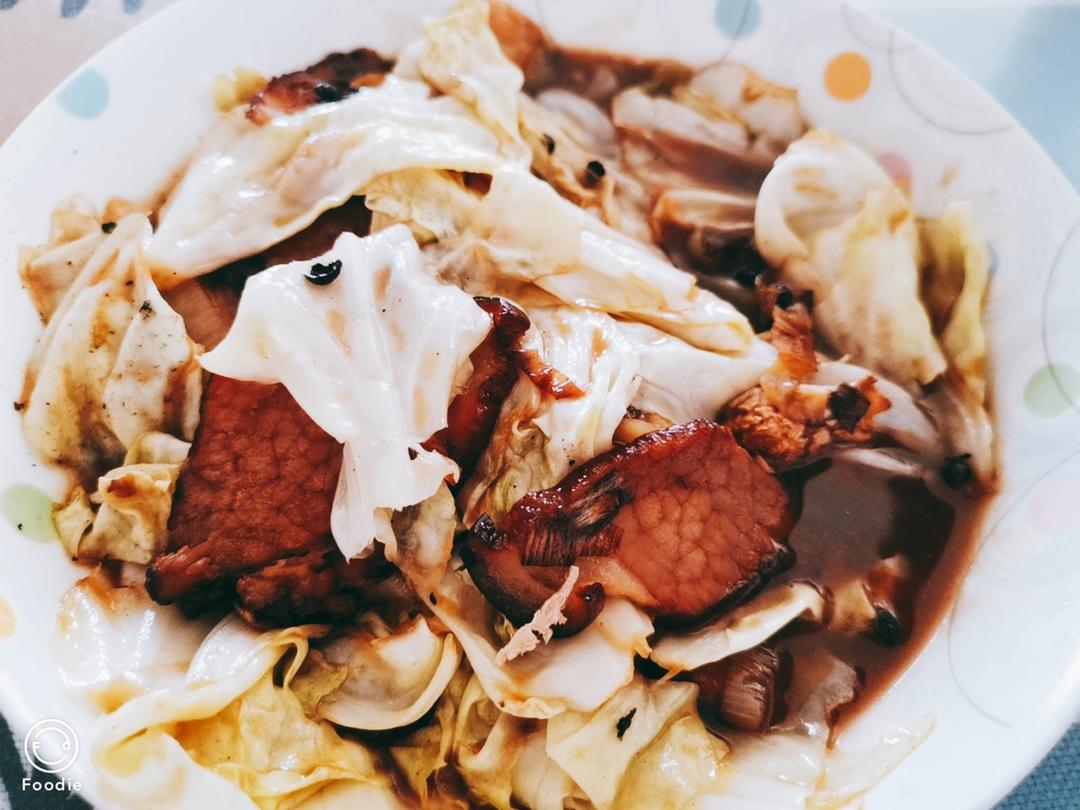 干锅腊肉包菜