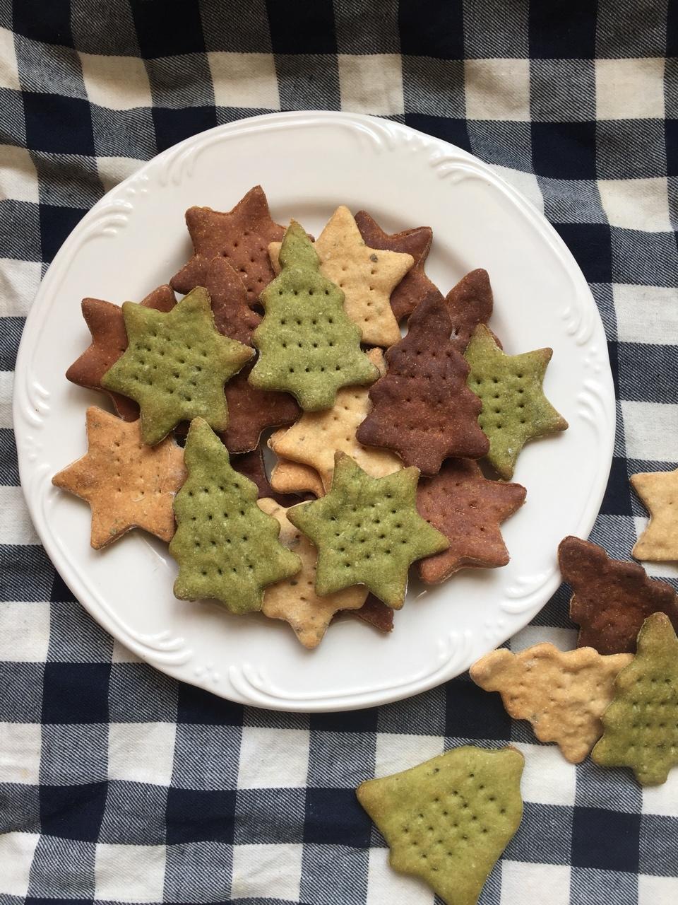 低卡减肥无油无糖全麦梳打饼干