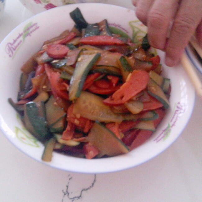 黄瓜炒火腿