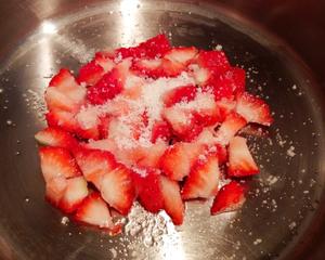 宝宝草莓山药泥的做法 步骤2