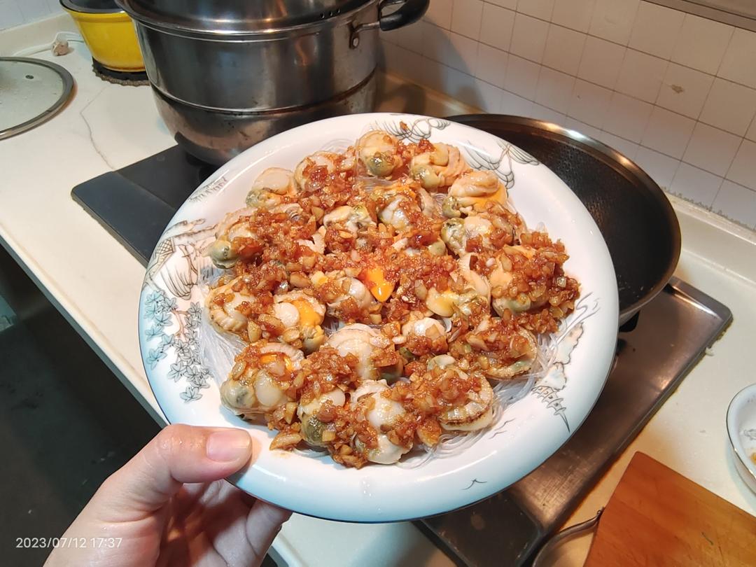 蒜蓉扇贝肉蒸粉丝