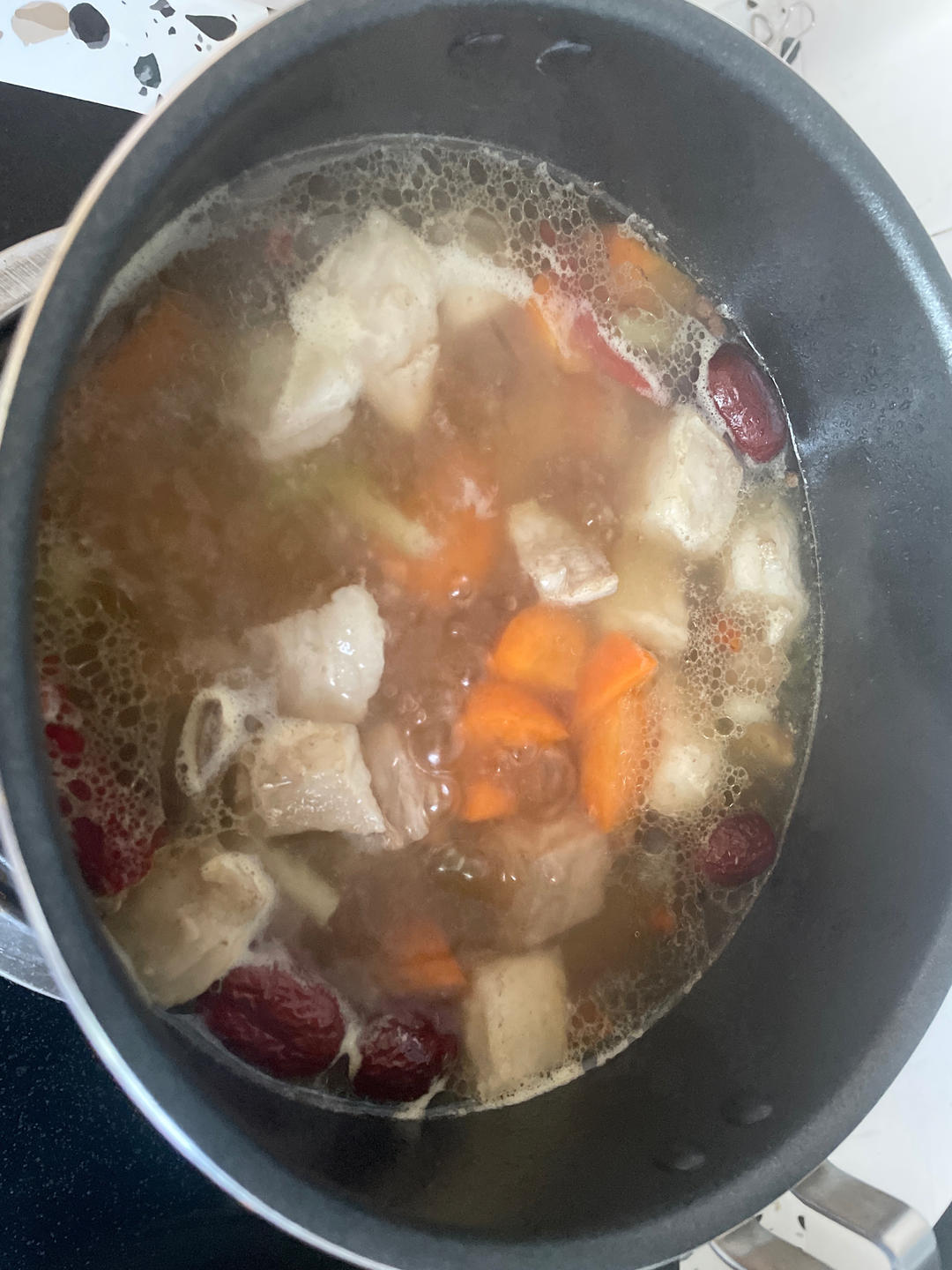 清炖滋补羊排汤