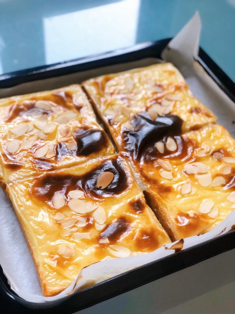 零失败快手岩烧乳酪(熔岩吐司)十分钟网红早餐，好吃哭