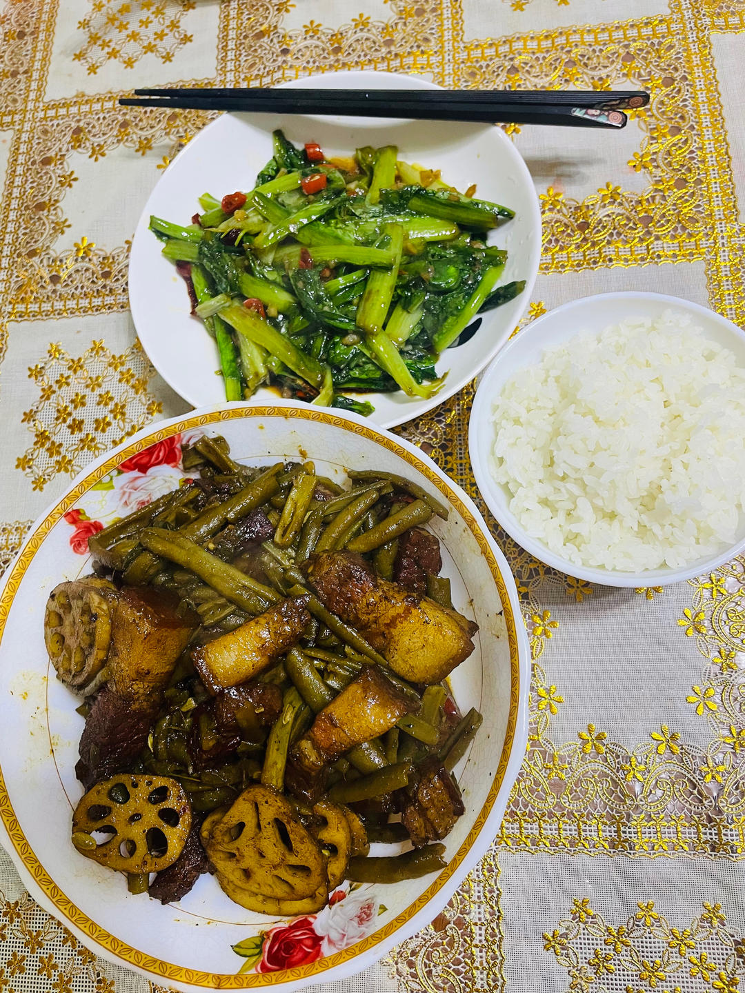 红烧肉炖豆角（绝对下饭）