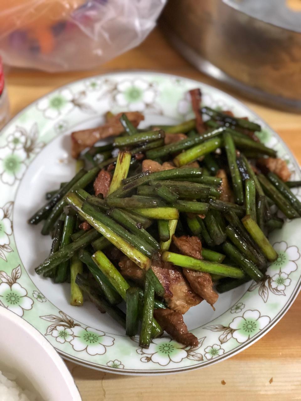 蒜薹炒肉