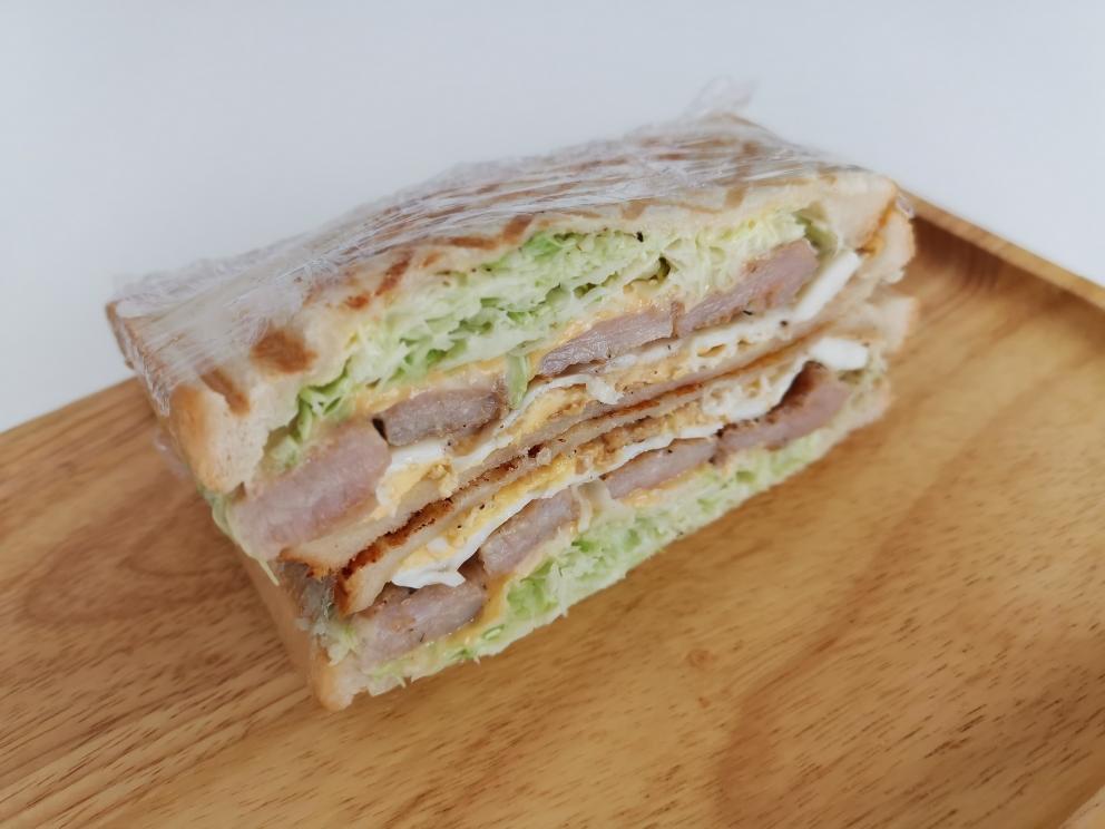 黑椒猪排三明治