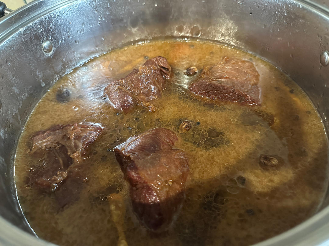 卤牛肉