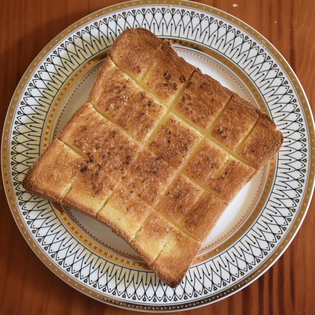 黄油煎吐司