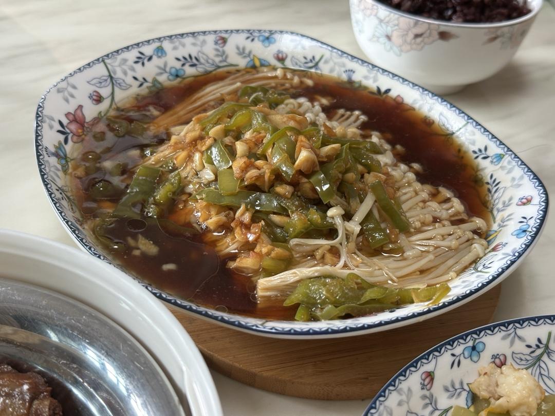 蒜蓉蒸金针菇