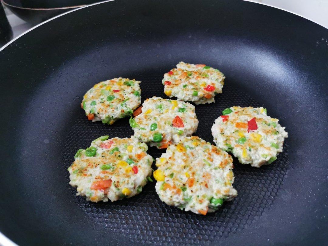 减肥餐低脂鸡胸肉饼