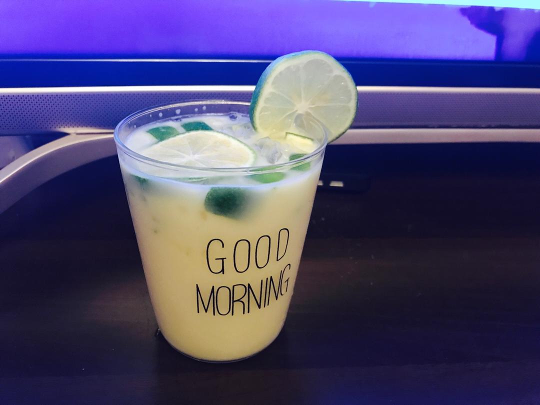 安五花做的青柠养乐多