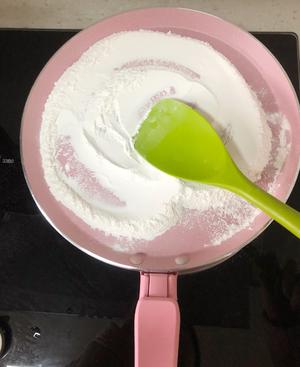 冰皮月饼（海盐蛋黄肉松）的做法 步骤6