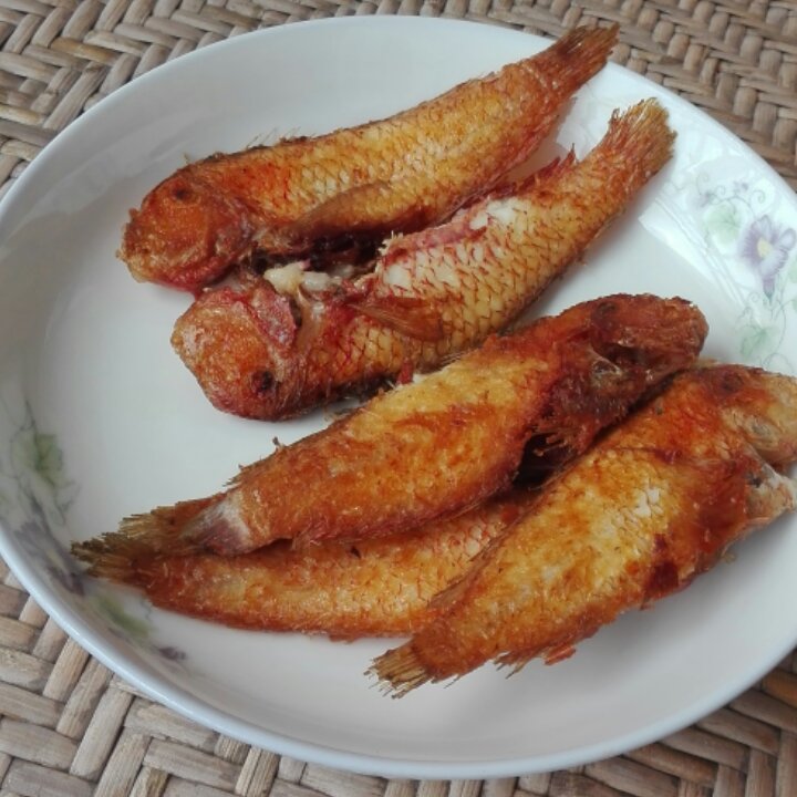 干煎小黄鱼