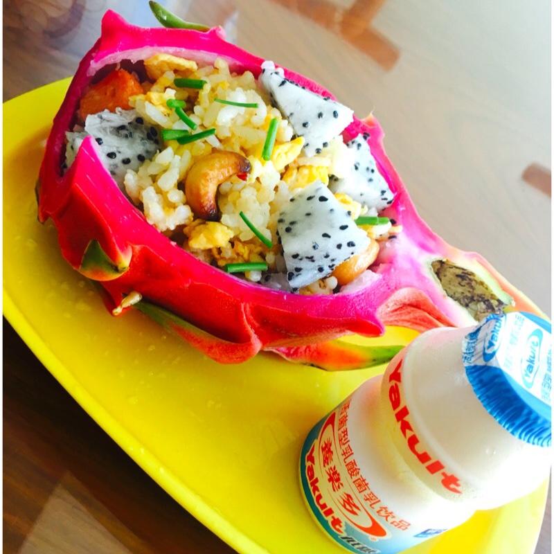 清爽火龙果炒饭
