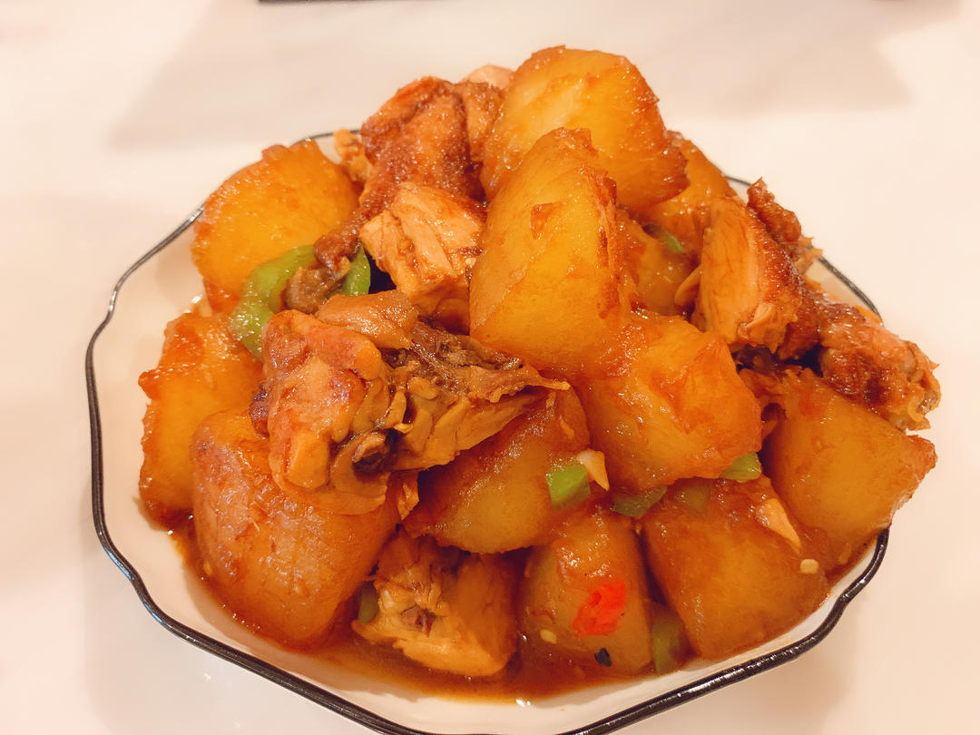 红烧冬瓜最完美做法，不加一滴水，瞬间秒杀红烧肉