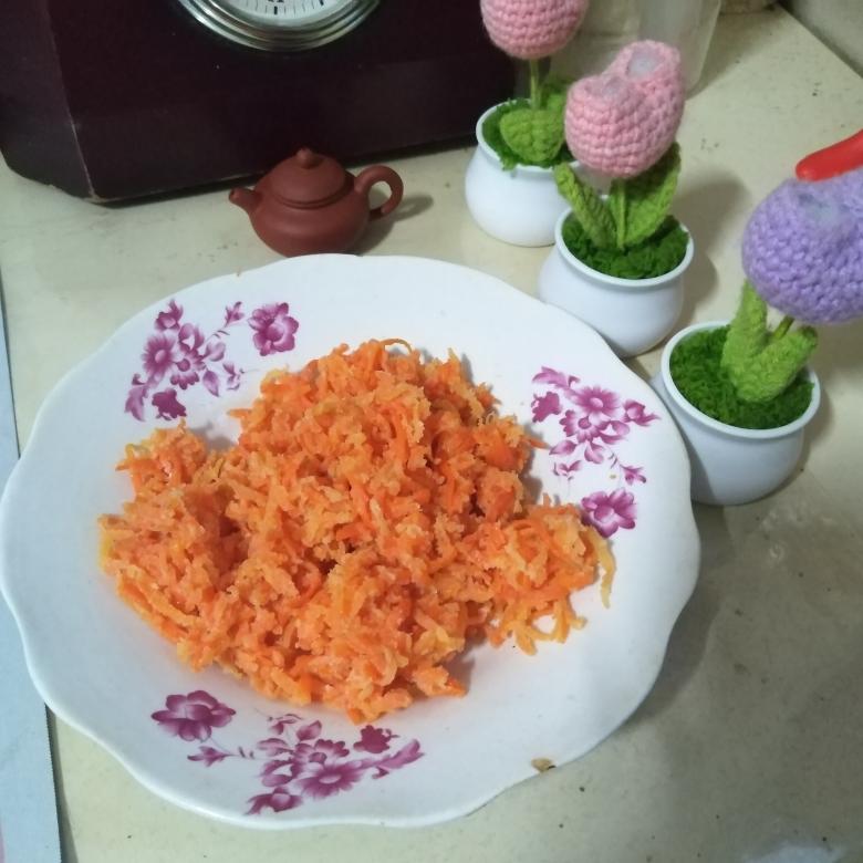 粉蒸胡萝卜丝2（又软又筋道，甜中带咸）