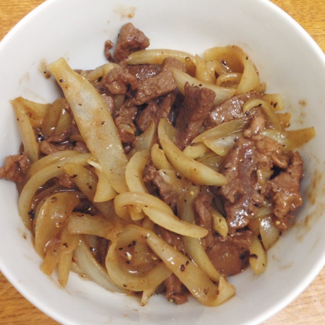 洋葱炒牛肉