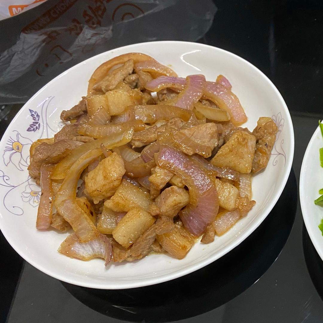 洋葱炒肉（宝宝爱吃）
