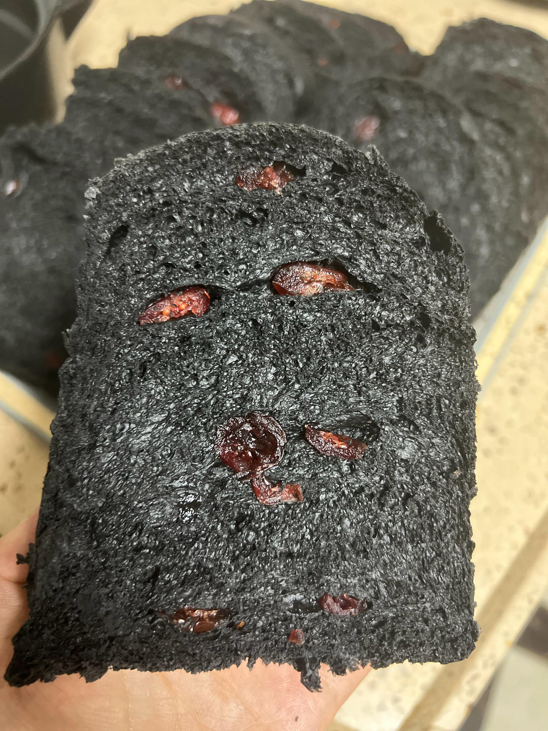 竹炭蔓越莓吐司（一次发酵）