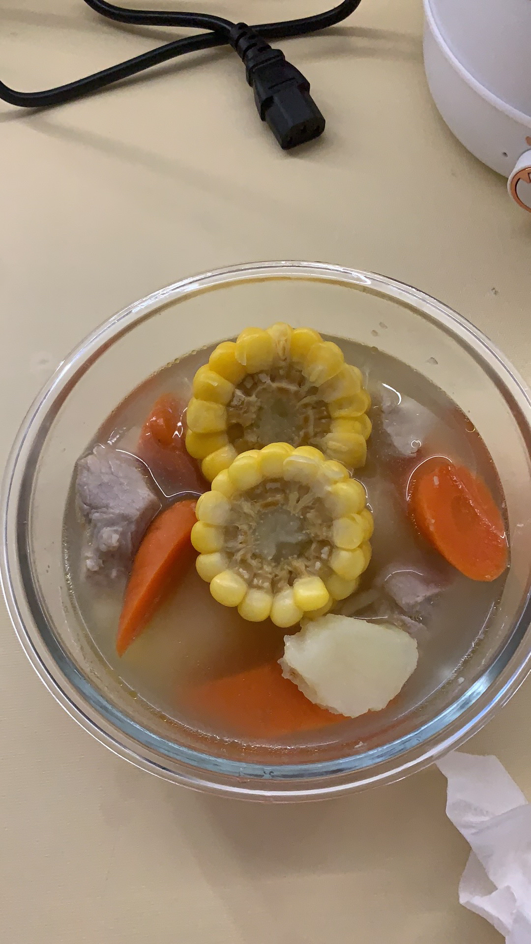 胡萝卜土豆玉米瘦肉汤